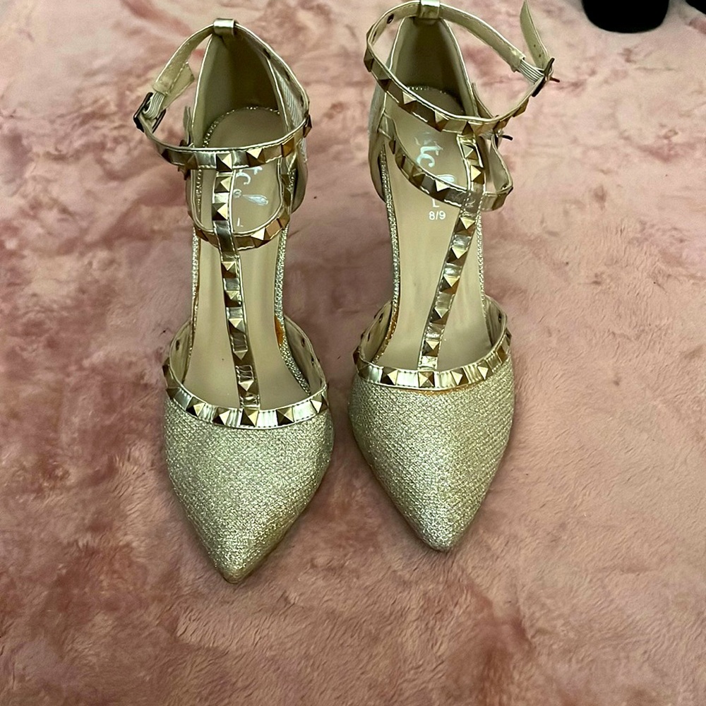 Gold Glitter Heels. Gently Used Worn Twice. Size 8 1/2